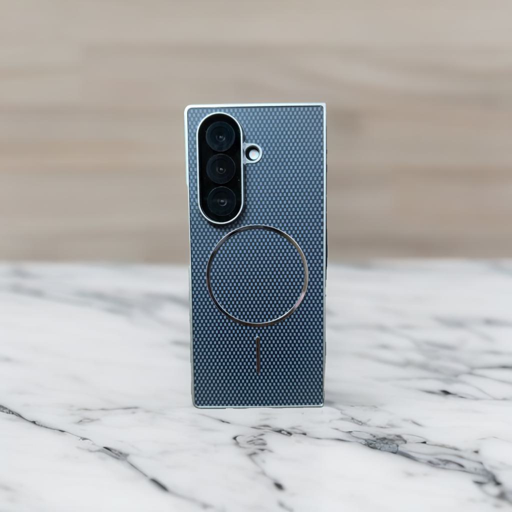 Fine Circle Carbon Fiber Pattern Magnetic Protection Case