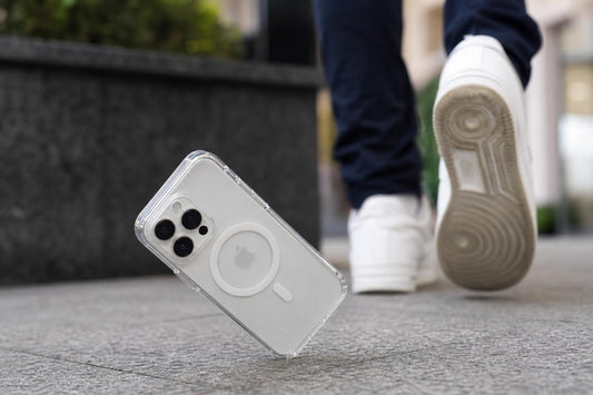 Best iPhone 17 Shockproof Case (2026): Top 10 in India