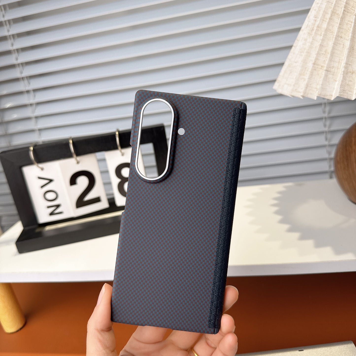 Galaxy Z Fold 8 Ultra Original Carbon Fiber Magnetic Case for Magnet Wireless Charging